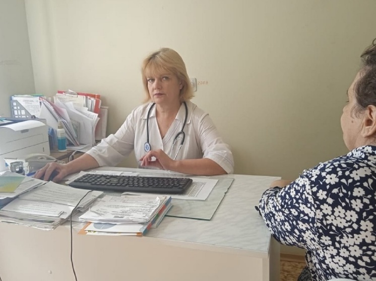 Фельдшер из барнаульского поселка рассказала о пути в профессию и долге медиков