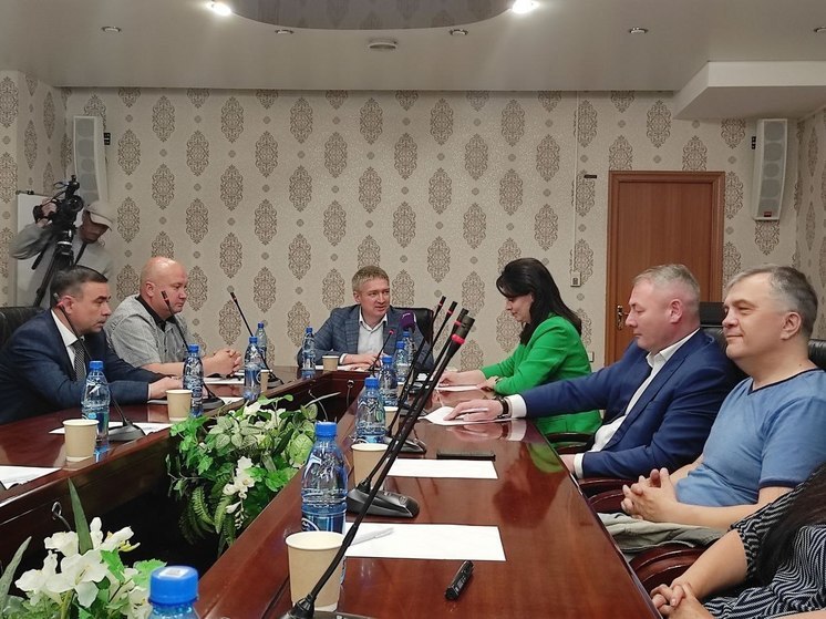 Щеглова и Сапожников высказались за прямые выборы мэра Читы