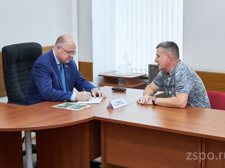 Председатель пензенского ЗакСобра провёл приём граждан
