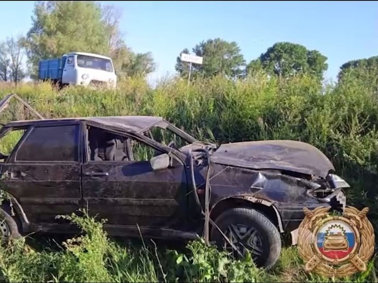 15-летний подросток из Башкирии угнал у дяди машину и попал в ДТП