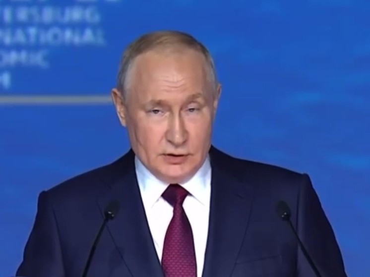 Путин на ПМЭФ заявил о необходимости увеличить расходы на оборону