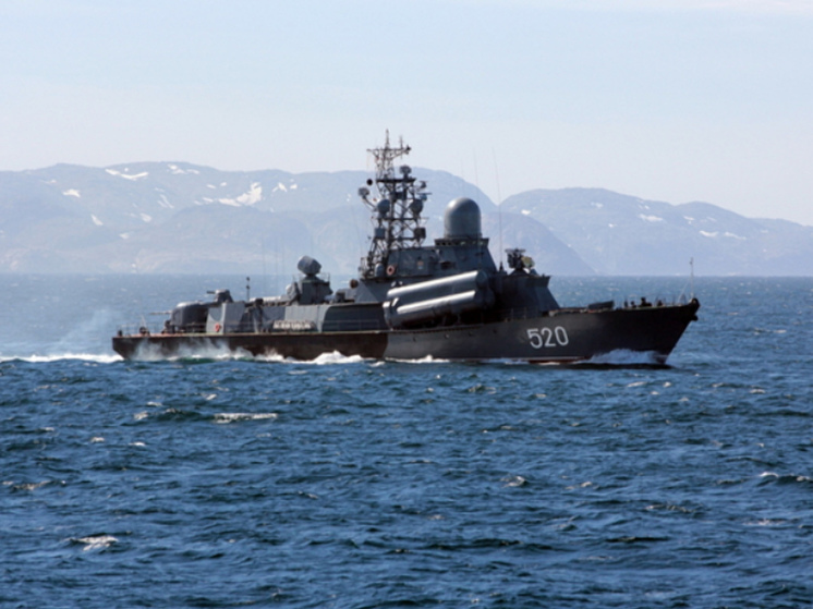 Корабль «‎Рассвет» прошел боевую подготовку в Баренцевом море