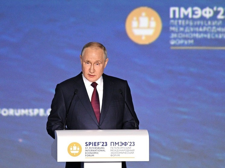 Путин: говорящие о попадании России в зависимость от Китая сами давно в нее попали