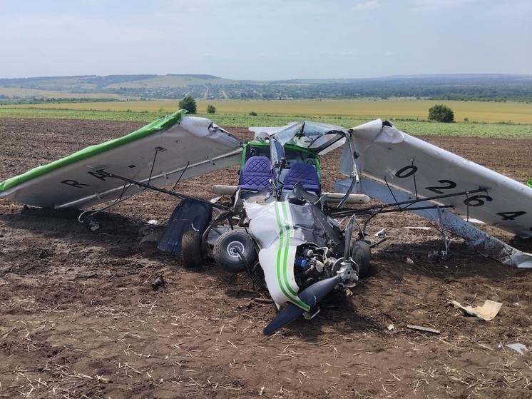 В селе Волгоградской области рухнул маломоторный самолет