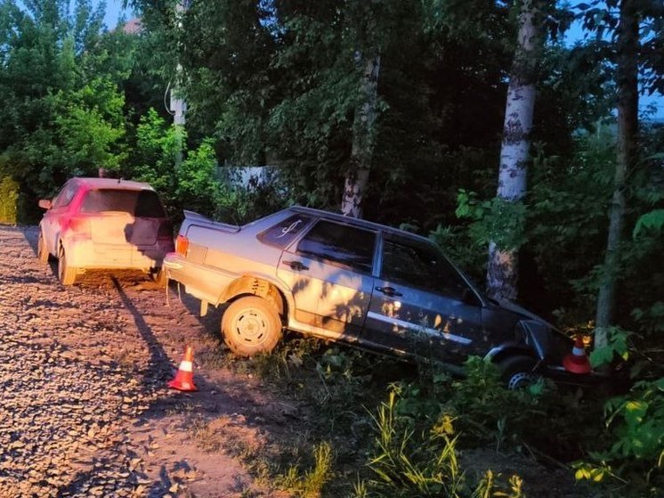В Новосибирске пьяный водитель ВАЗа сбил двух девочек