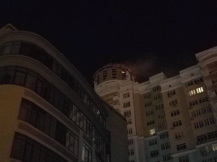 В центре Белгорода загорелся многоквартирный дом