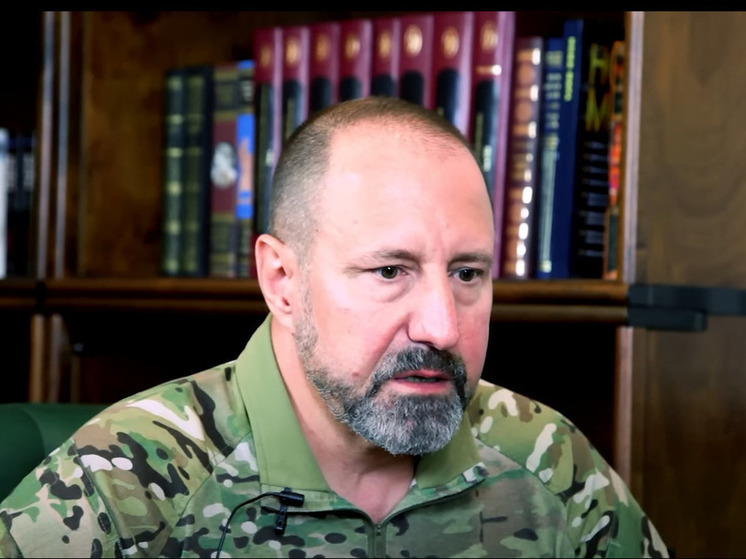Ходаковский оценил ситуацию с обеспеченностью личным составом и боеприпасами в ДНР