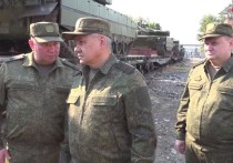Глава российского военного ведомства Сергей Шойгу 17 июня проверил арсеналы и оборонные заводы в Омской области. 
