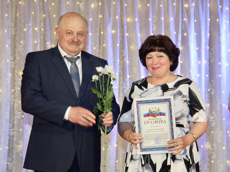 Орловские медики получили заслуженные награды в честь Дня медицинского работника
