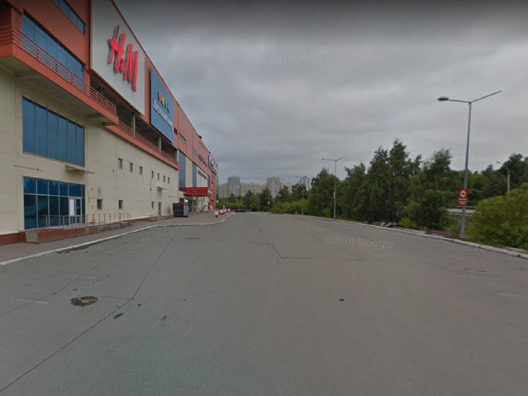 Молодую екатеринбурженку обокрали во время похода в кинотеатр