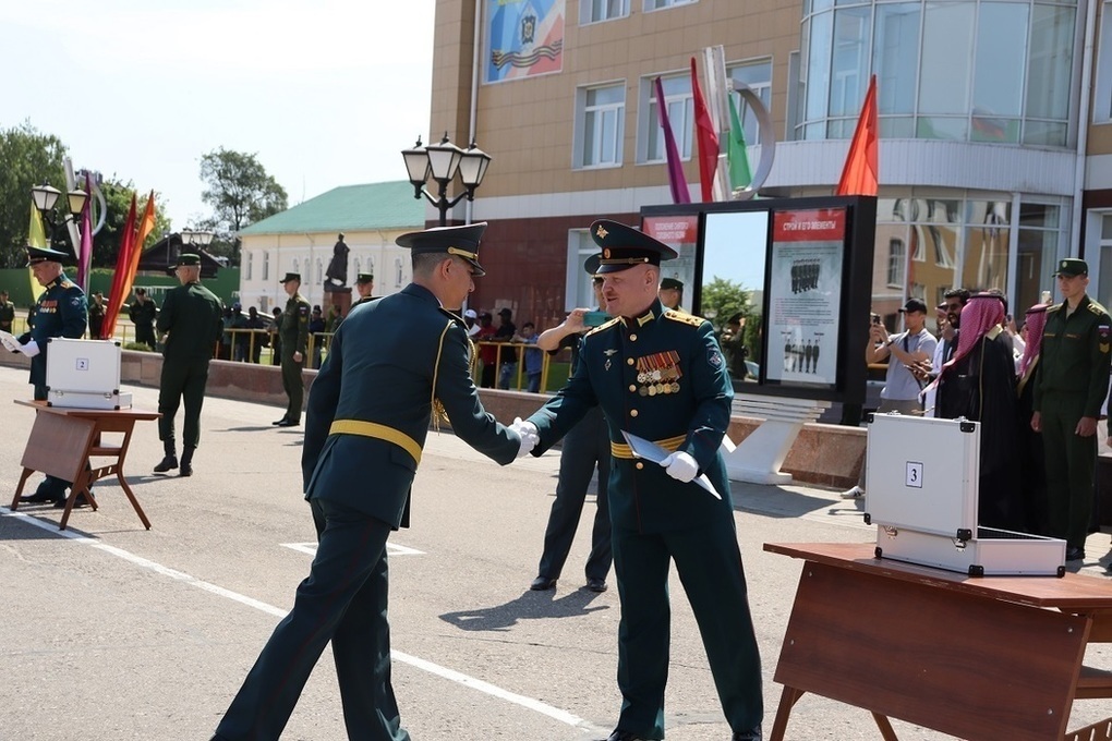 В Костромской академии РХБЗ прошел очередной выпуск офицеров