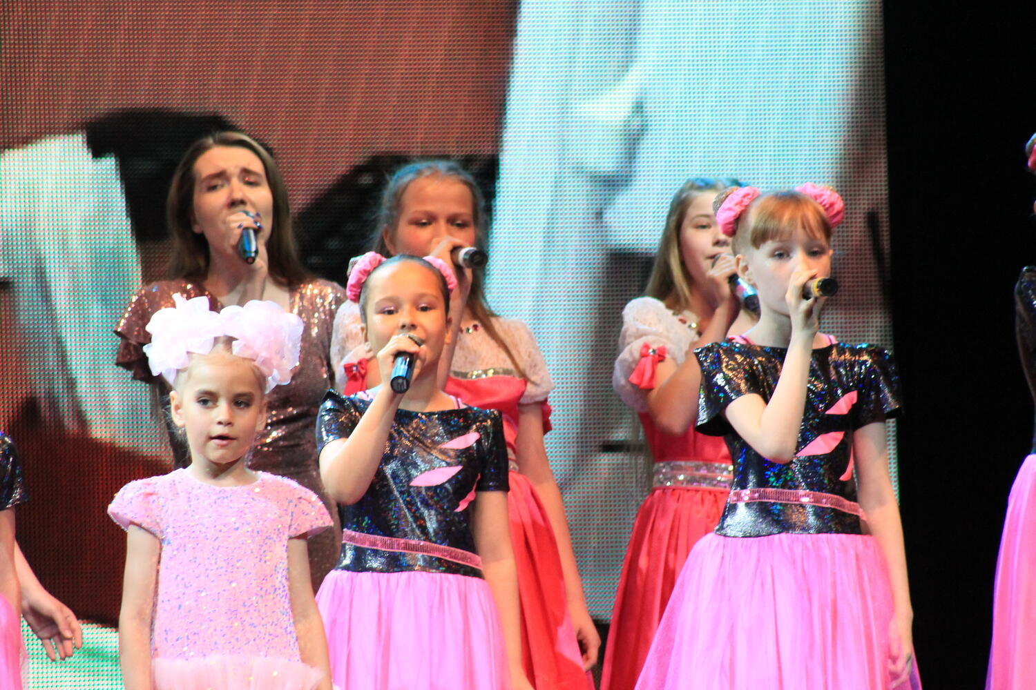 Фото с награждения лучших медицинских работников Хабаровского края