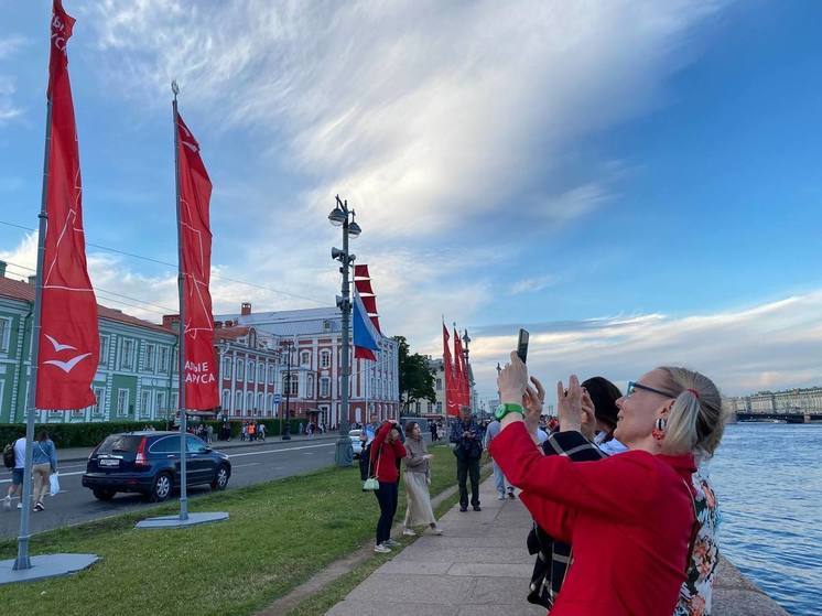 Алые паруса-2023: какие ограничения введут в Петербурге из-за праздника выпускников