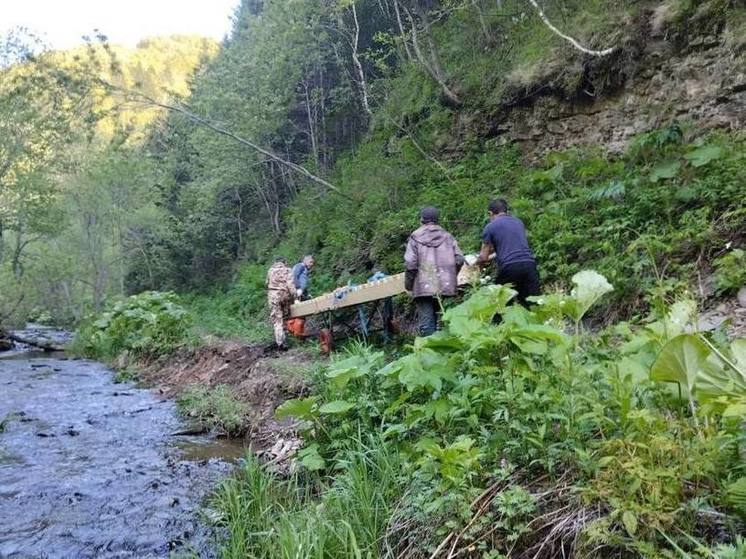 В Невельске благоустроили маршрут до старой японской плотины