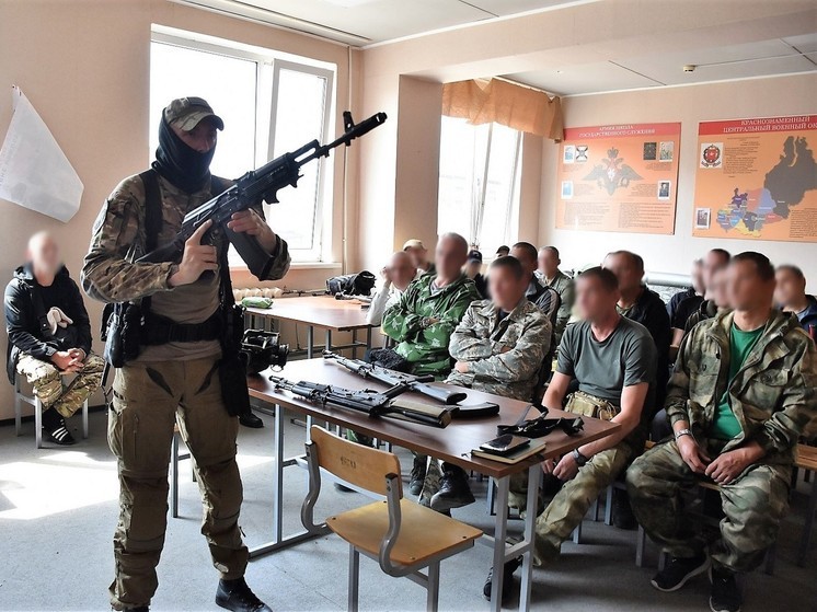 Из Екатеринбурга на СВО отправился новый отряд Оренбургского казачьего войска