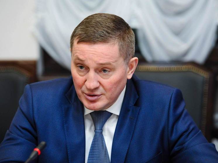 Бочаров определил задачи по итогам работы делегации региона на ПМЭФ-23