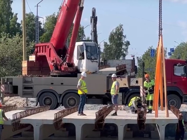Подрядчик выполнил более половины ремонтных работ на мосту в Петрозаводске