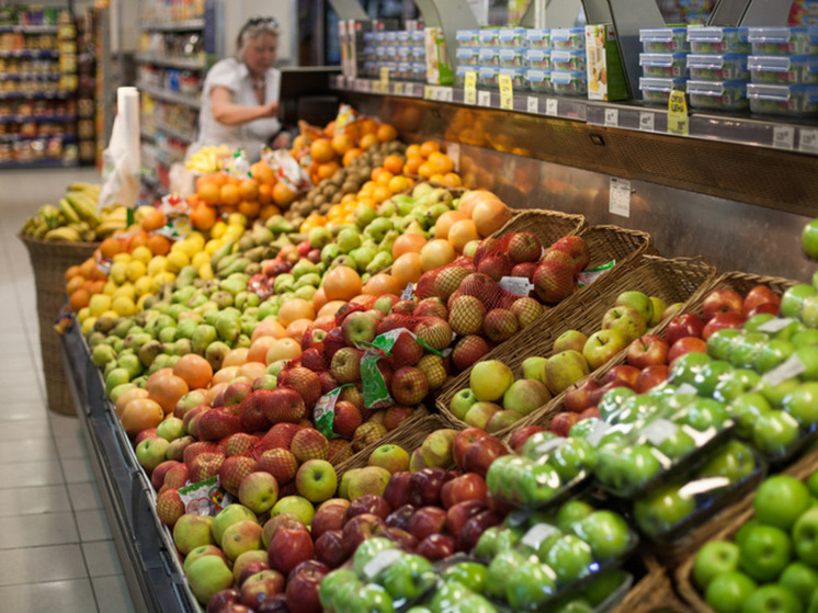 Летом в Калининграде не будет сезонного снижения цен на овощи и фрукты