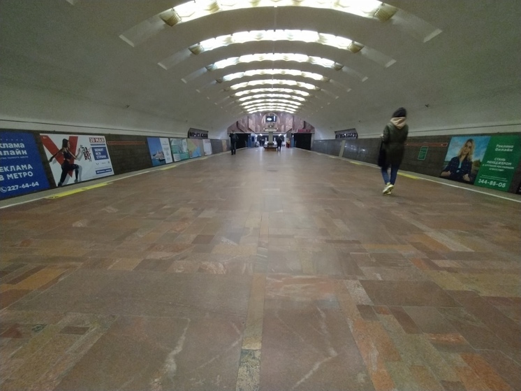В Новосибирске в День города метро будет работать на час дольше