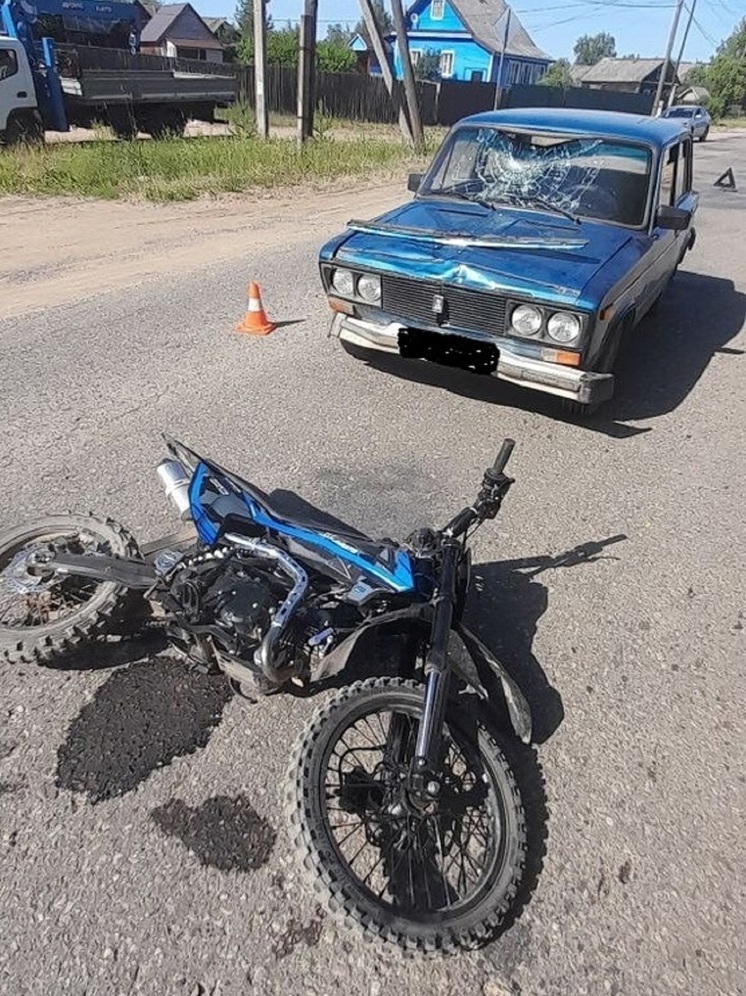 Водитель-подросток устроил аварию в Тверской области и получил травмы