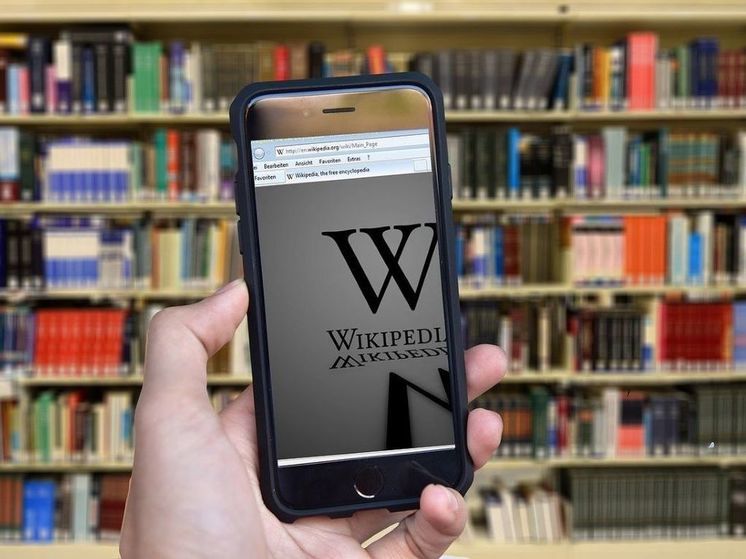 Суд оштрафовал Википедию на 1,5 млн рублей за отказ удалять ролик про зацеперов