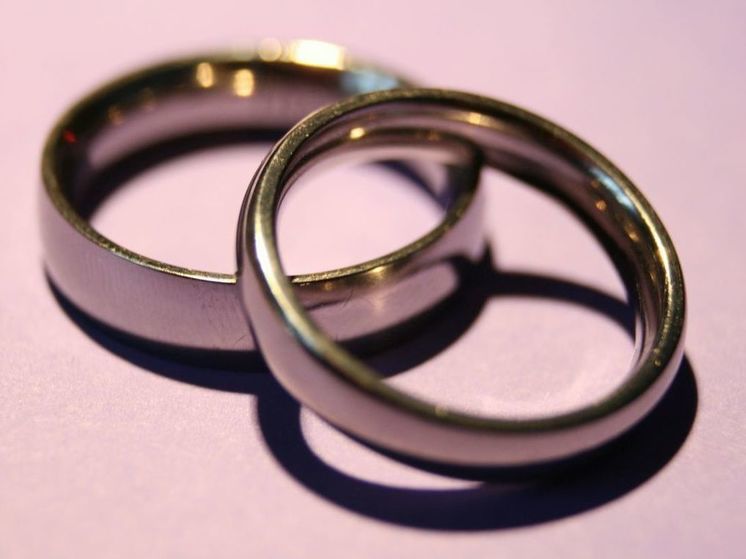 Эстонский парламент узаконил однополые браки с 1 января 2024 года
