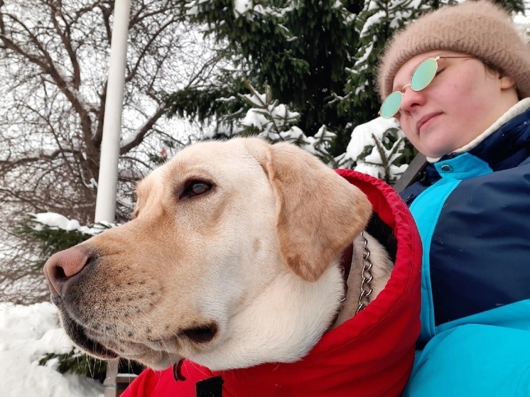 Об абсолютном доверии, взаимопомощи и колоссальных возможностях дружбы собаки-поводыря и студентки Кемеровского университета