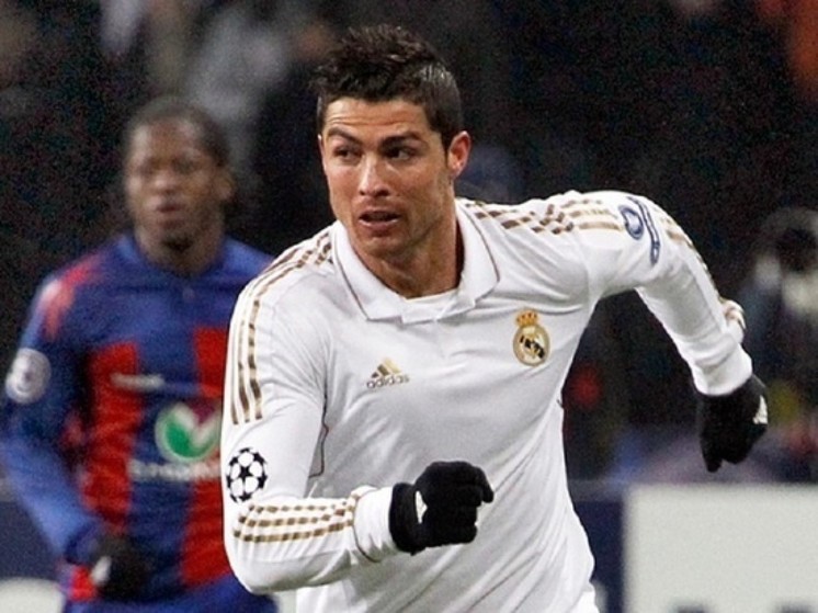 Роналду стал первым футболистом, сыгравшим 200 матчей за сборную Португалии