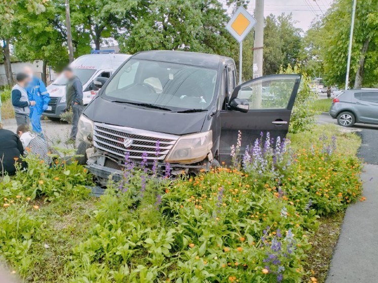 Сильное ДТП с участием двух автомобилей произошло в Кисловодске