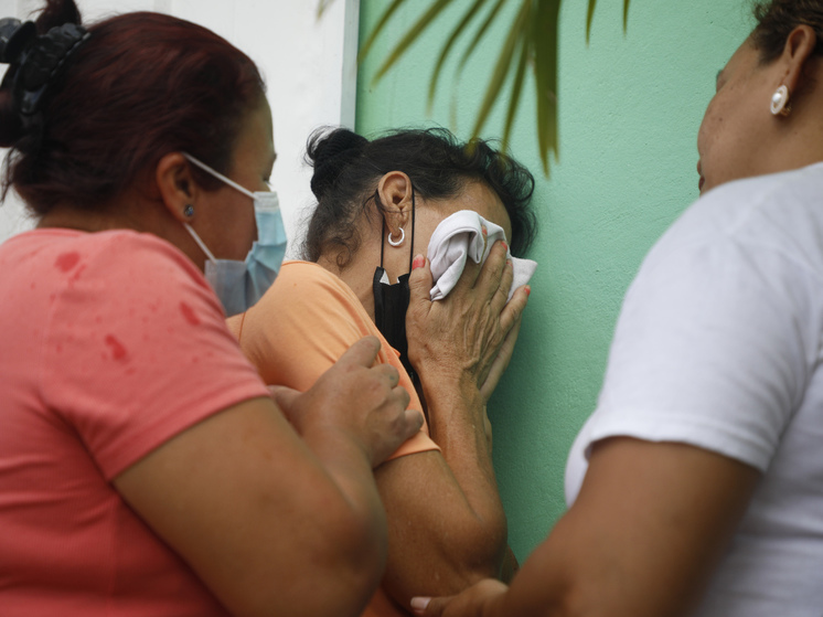 В ходе войны между бандами в Гондурасе некоторые женщины сгорели заживо