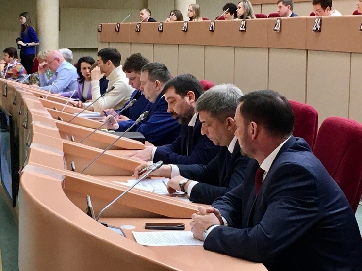 Депутаты Саратовской областной думы увеличили бюджет на 2023 год