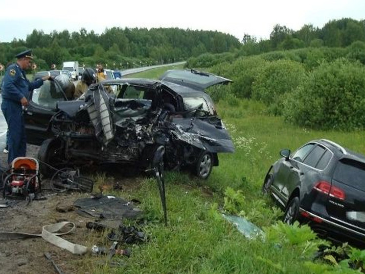 В Ивановской области произошло смертельное ДТП с четырьмя автомобилями