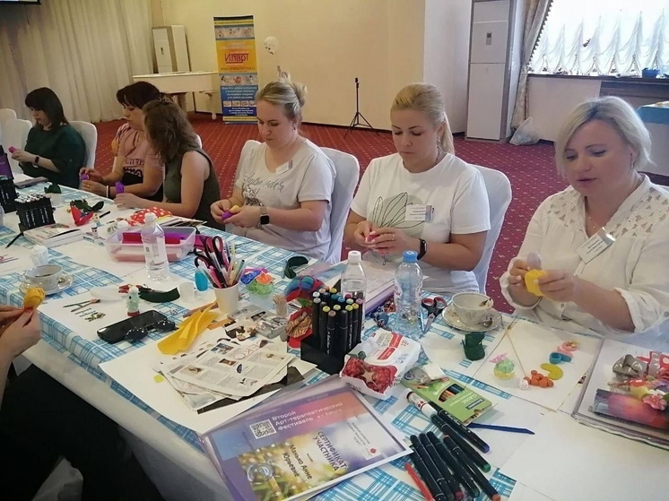 Серпуховские специалисты приняли участие в арт-терапевтическом фестивале