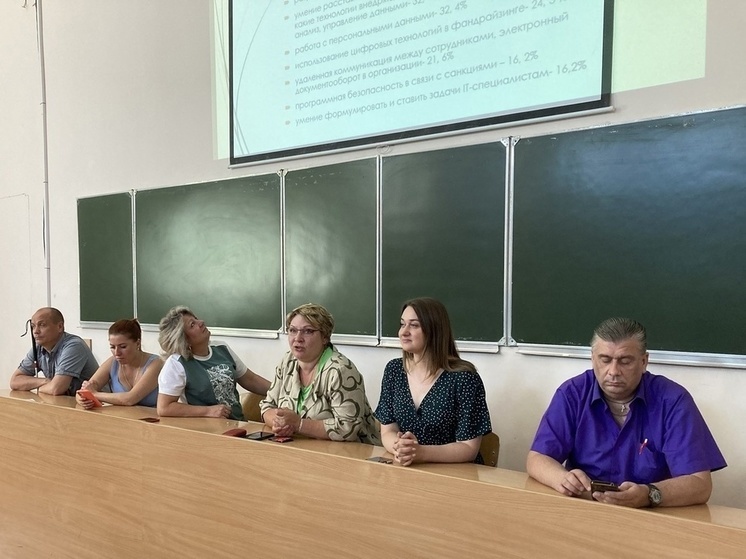 Псковских студентов профсоюзы приглашают пройти практику
