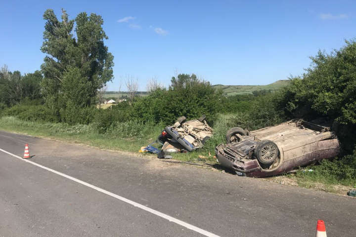Водитель иномарки погиб в страшном ДТП в Белогорском районе