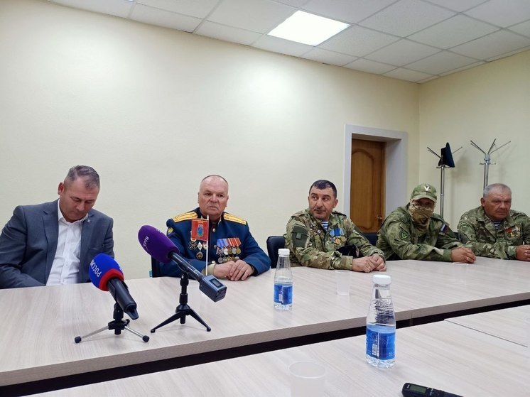 «Служить — это почёт». В Чите прошла встреча с ветеранами боевых действий
