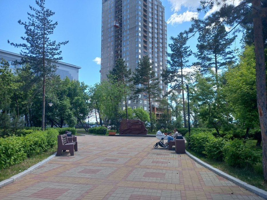 Бульвар, который мы теряем: кадры ветшающего Уссурийского бульвара в Хабаровске