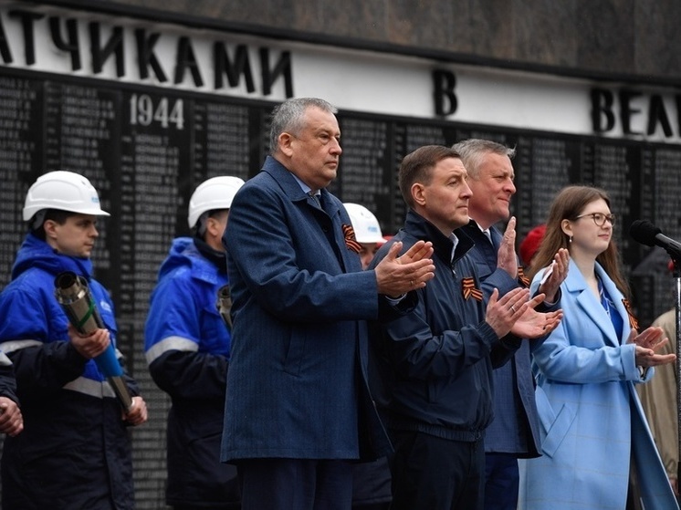 Дрозденко обратился к жителям Ленобласти в День памяти и скорби
