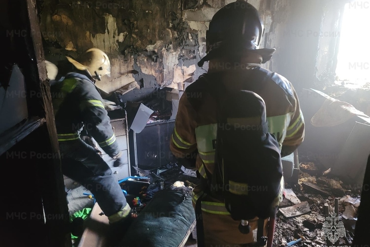 Костромские пожары: на Полянской улице горел многоквартирный дом
