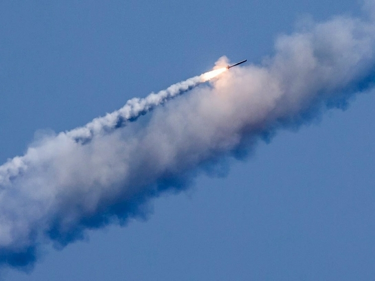 Минобороны: ночью ВКС РФ ударили по складу доставленного Киеву иностранного вооружения