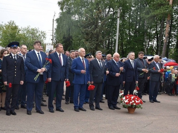 Годовщину начала войны в Костроме отметили минутой молчания и литургией по павшим воинам