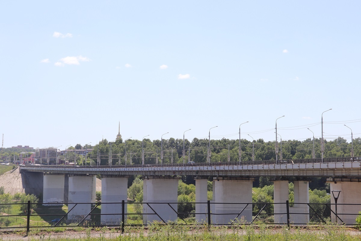 В Калуге прокуратура начала проверку по сообщениям о плохом состоянии ограждения Гагаринского моста