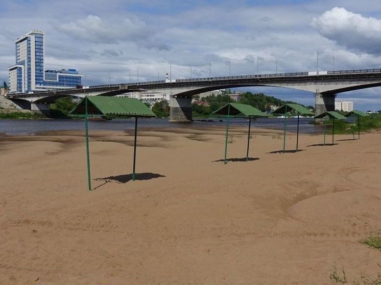 Песок и вода в реке Вятка рядом с городским пляжем проверены Роспотребнадзором