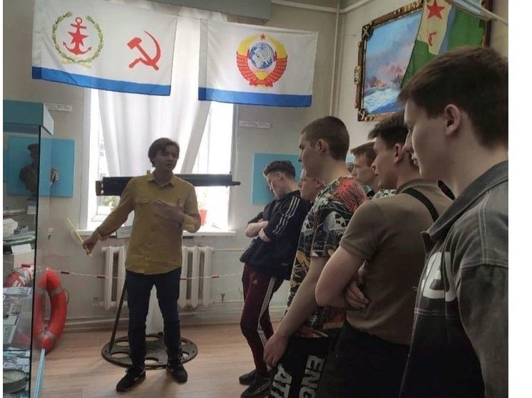 Смоленской молодежи рассказали про смолян-моряков, участников войны