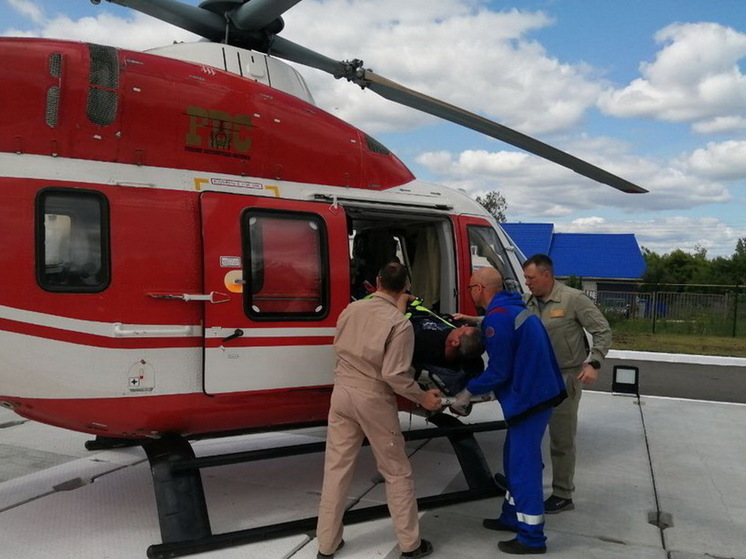 Жителя Чувашии с повторным инфарктом миокарда доставил больницу вертолет санавиации