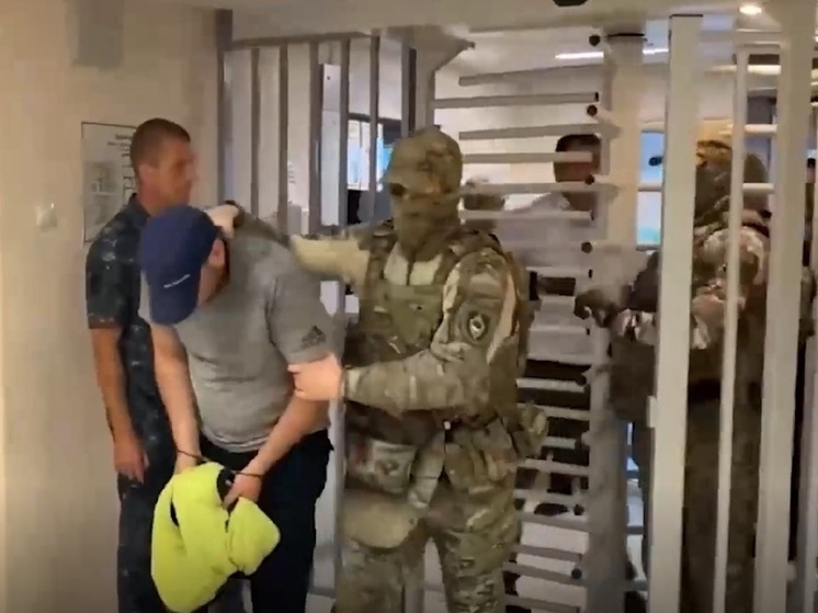 Сотрудники курорта зарабатывали миллионы на продаже пропусков "мимо кассы"