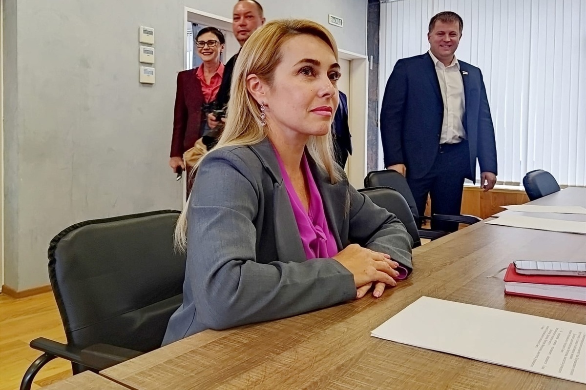 Внеочередная сессия горсовета Петрозаводска назначила временно исполняющего обязанности мэра