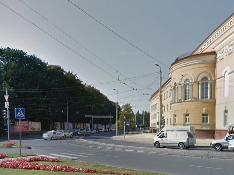 Булыжник на перекрестке проспекта Мира и Театральной заменят асфальтом за 5 млн рублей