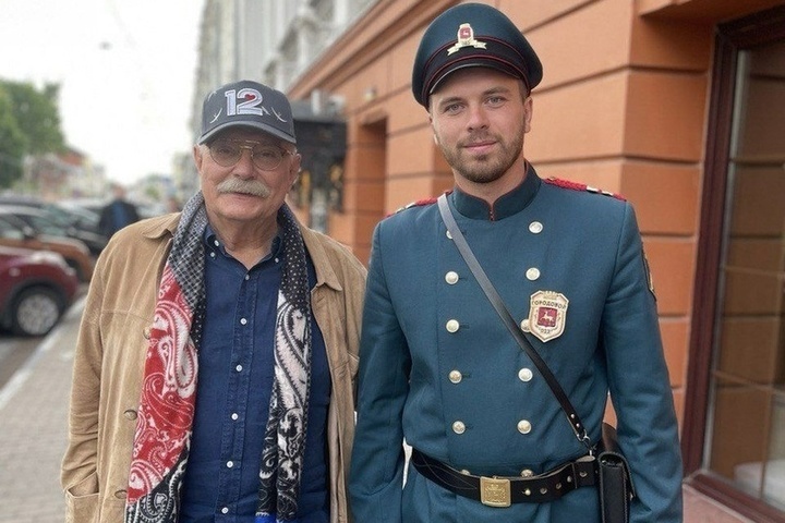 Российский кинорежиссёр Никита Михалков прогулялся по Нижнему Новгороду