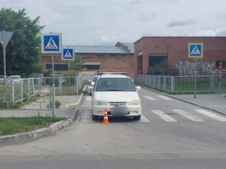 В Бердске под колеса иномарки попала 43-летняя велосипедистка